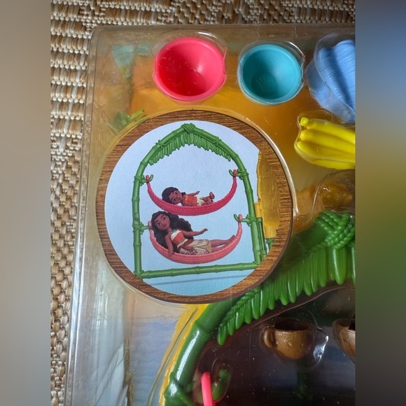 Disney Moana 2 - Moana & Simea Village Home Play Set,Dolls,NWT - Picture 5 of 7